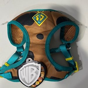 Size small scooby doo harness brand new never worn